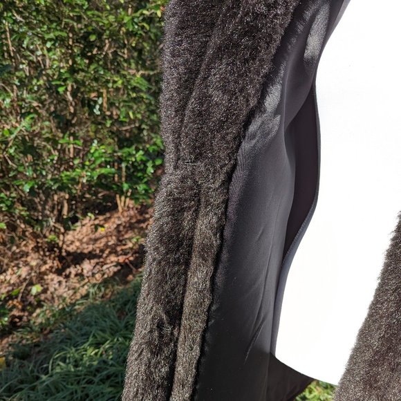 MONTEREY Faux Fur Coat Stroller Length in Plush Black Size Small - Picture 7 of 15